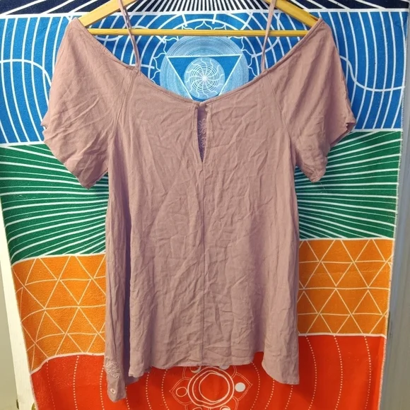 ❄️ NWT Pacsun LA Hearts Boho Mauve Pink Cold Shoulder Blouse Embroidered Sz XS - Picture 3 of 5